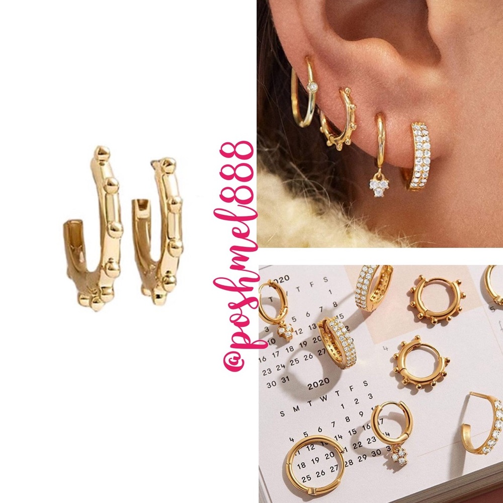 :: Delicate [GOLD] Spike Huggies Hoops - Picture 4 of 11